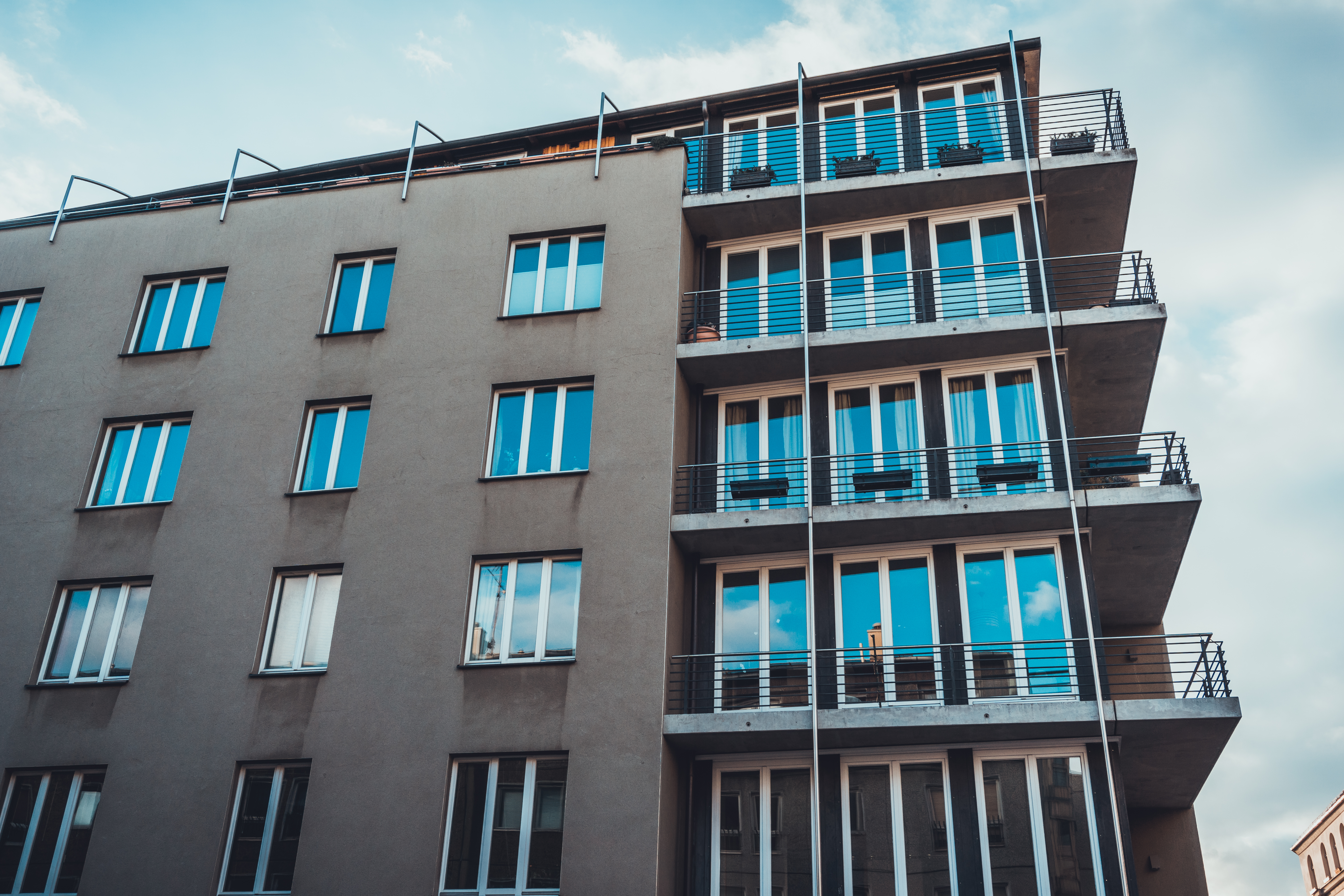 Chantier d'ITE Oreno avec protection des ouvertures